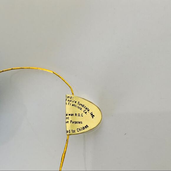 1981 Garfield Wooden Easter Ornament - Picture 6 of 8